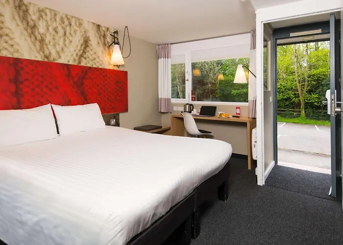 Ibis Plymouth